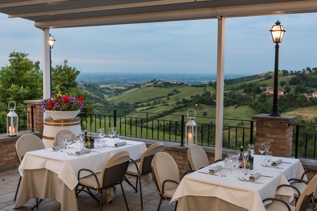 Agriturismo Acetaia Sereni Marano sul Panaro المظهر الخارجي الصورة